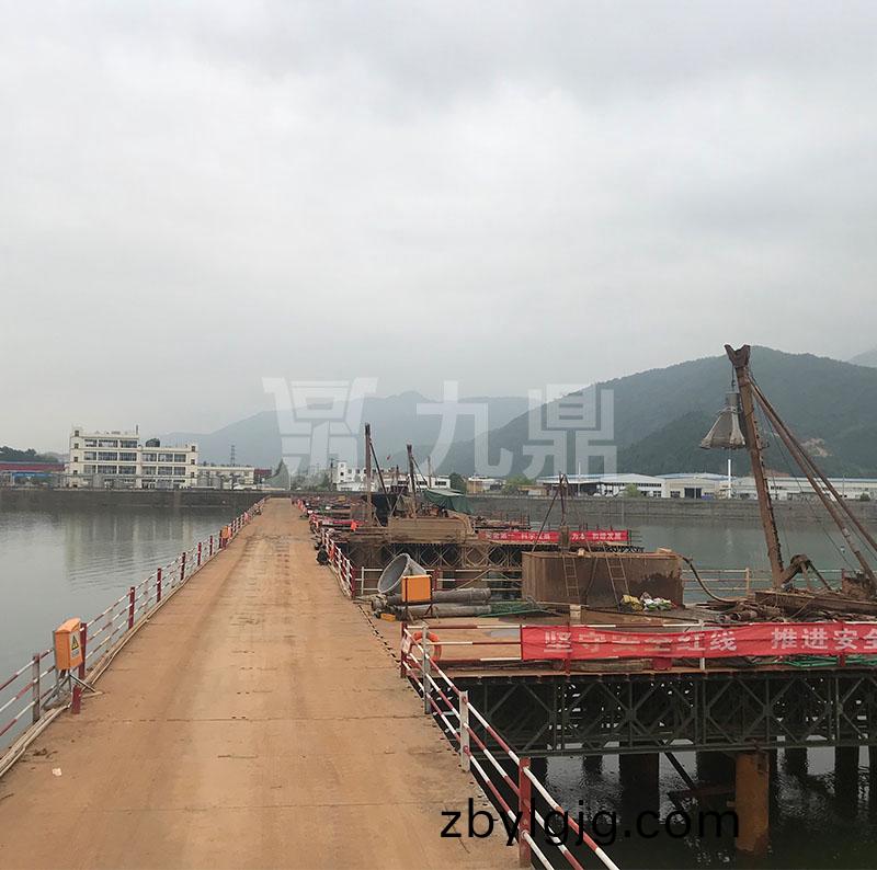 鋼(gang)平(ping)檯 鋼平檯